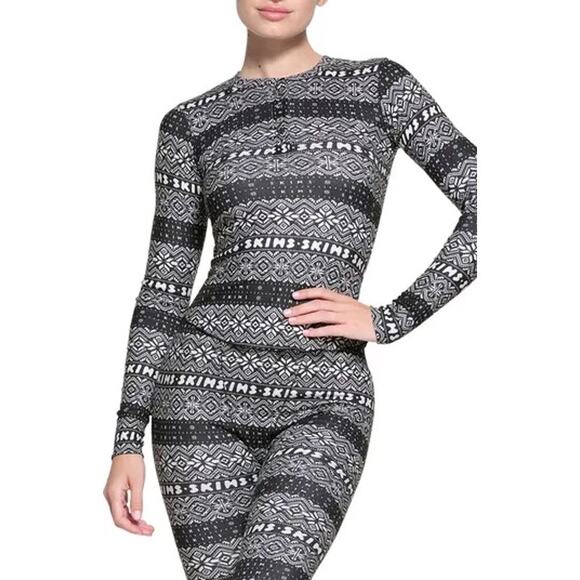 SKIMS Christmas Plush Pointelle Fairisle Henley Pajama Set Modal Medium Holiday - Picture 2 of 14